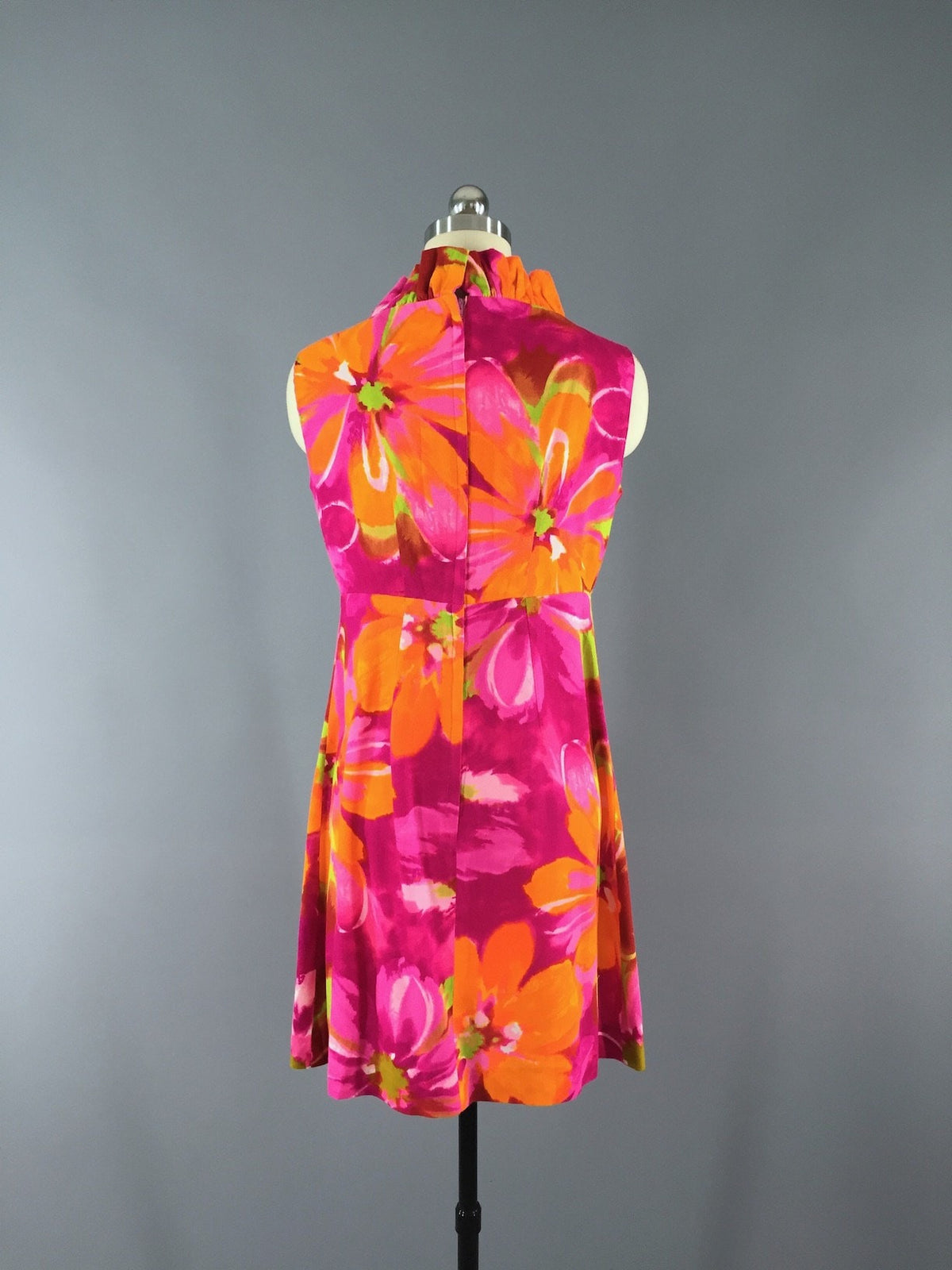 Vintage 1960s McInerney Pink Hawaiian Dress