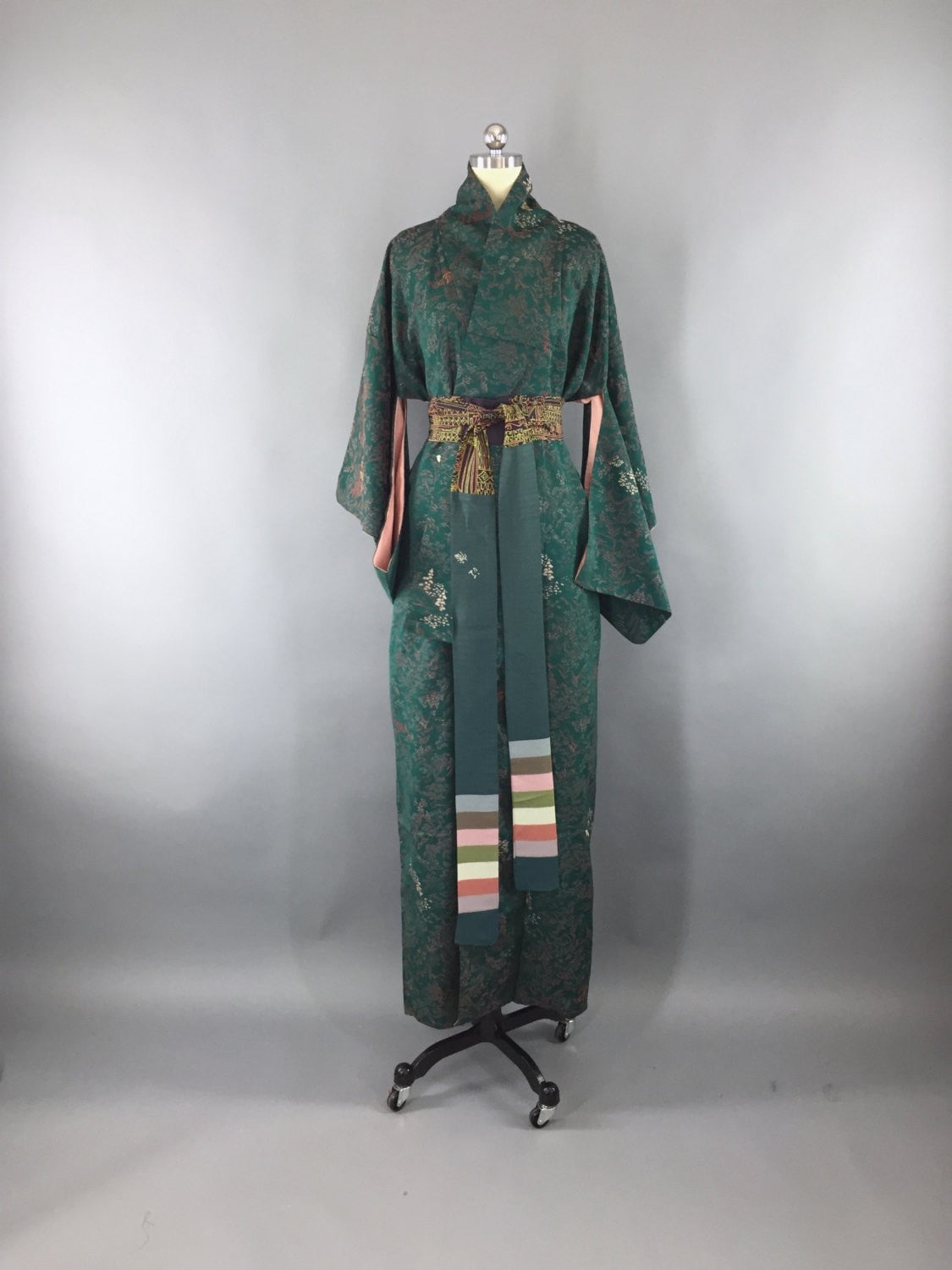Vintage 1960s Silk Kimono Robe / Omeshi Green Birds Trees – ThisBlueBird