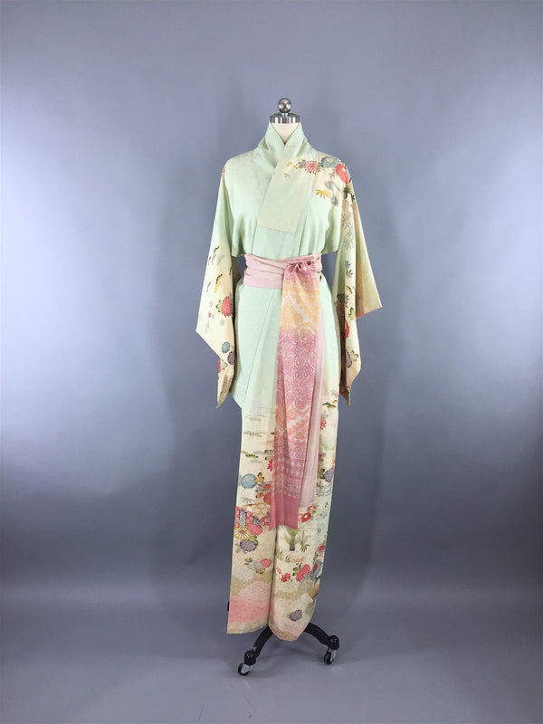 Vintage 1960s Vintage Silk Kimono Robe / Mint Green & Pink Floral
