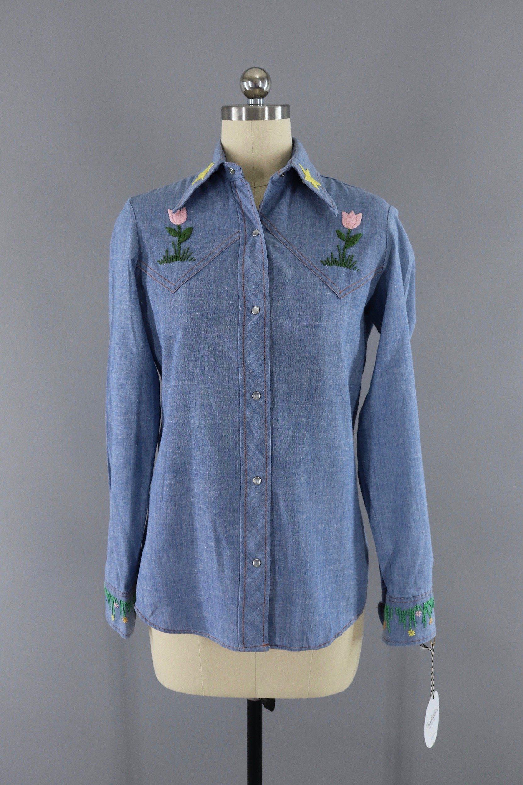 Vintage 1970s Embroidered Levi's Denim Western Shirt