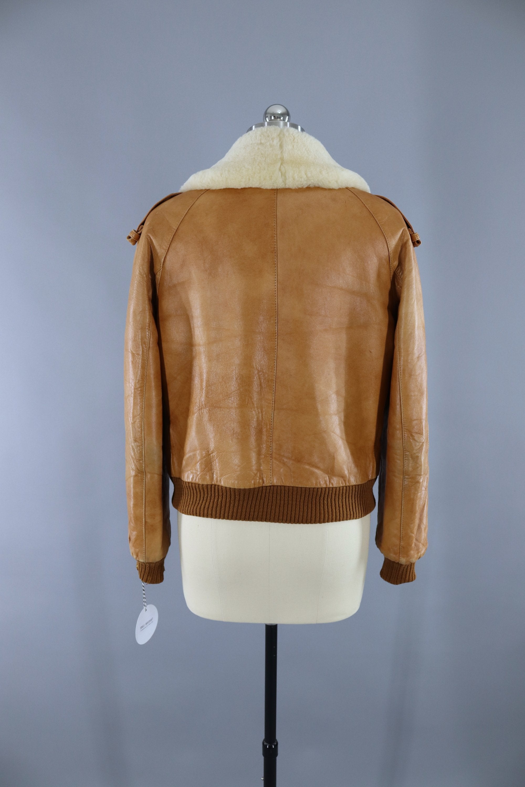 Vintage 1970s Tan Leather Bomber Flight Jacket / Silton California