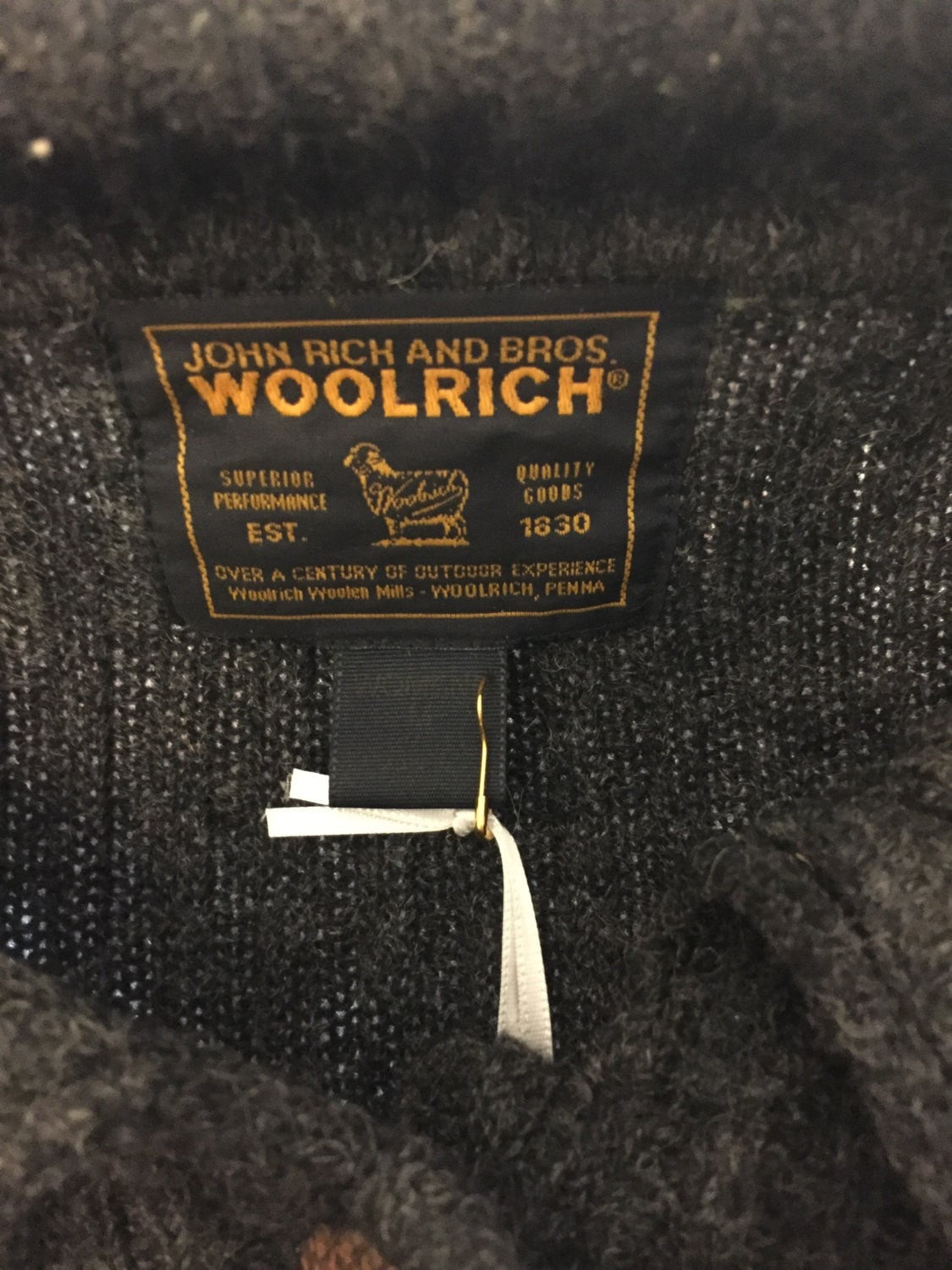 Vintage 1970s Woolrich Charcoal Grey Wool Cardigan Sweater – ThisBlueBird