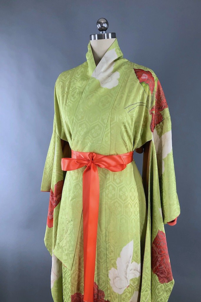 Vintage Lime Green Butterflies Silk Kimono Robe – ThisBlueBird