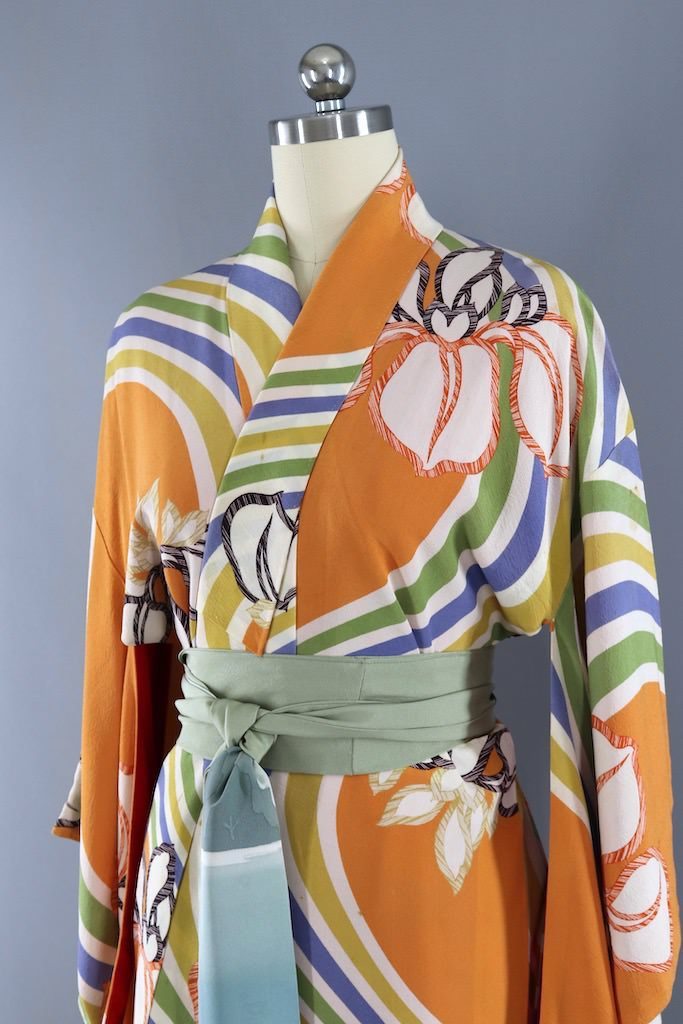 Vintage Orange Waves Silk Kimono Robe – ThisBlueBird