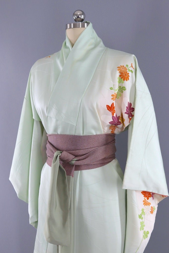 Vintage Pastel Green Maple Leaf Silk Kimono Robe – ThisBlueBird