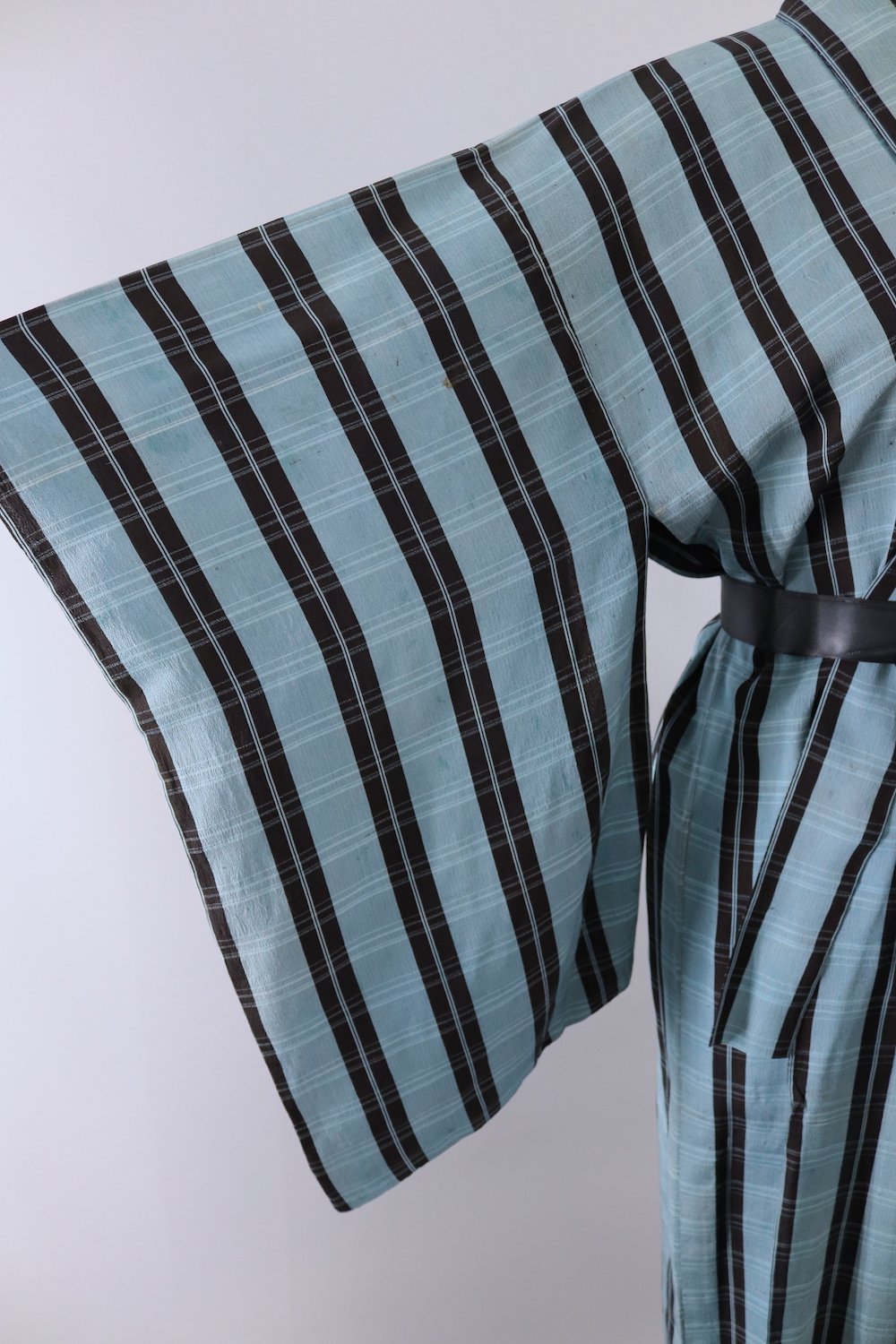 Vintage Silk Kimono Robe / Blue & Black Plaid – ThisBlueBird