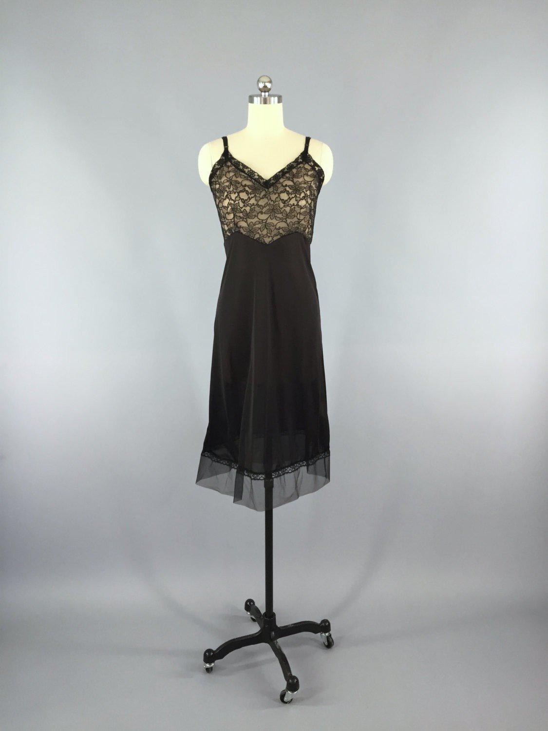 Vintage Slip / 1960s Black Lace Tulle