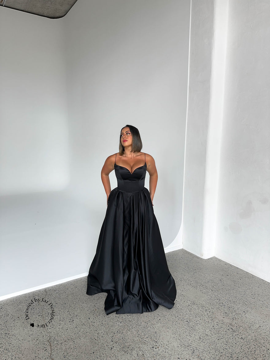 Black Net Layered Gown w/ attached Balloon Sleeves & Shoulder Straps – 101  Hues