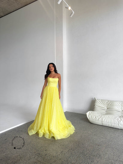 Lurelly Tresor Gown • Size 8-10... - Designer Hire Melbourne | Facebook