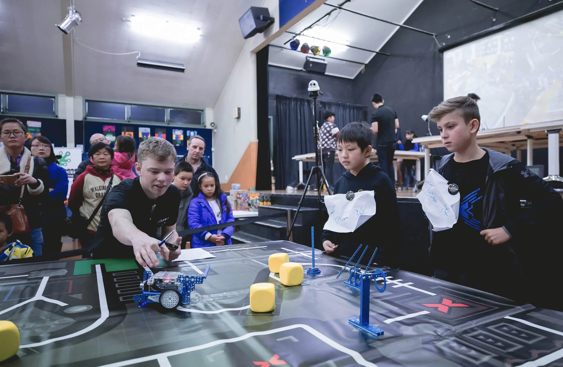 MakeX-in-New-Zealand; MakeX; Robot competition