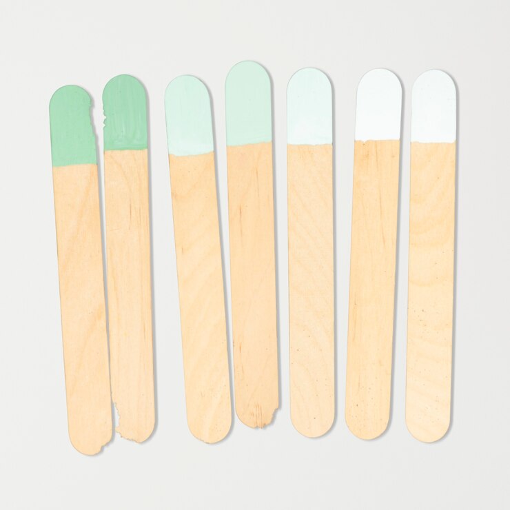 Popsicles Sticks Bookmark Idea; eco-friendly bookmark idea