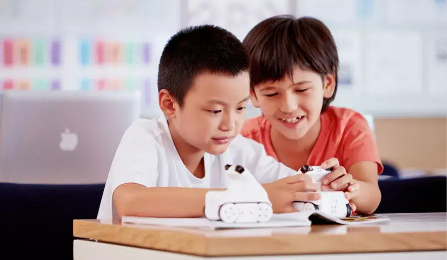 robot toy makes coding easier 