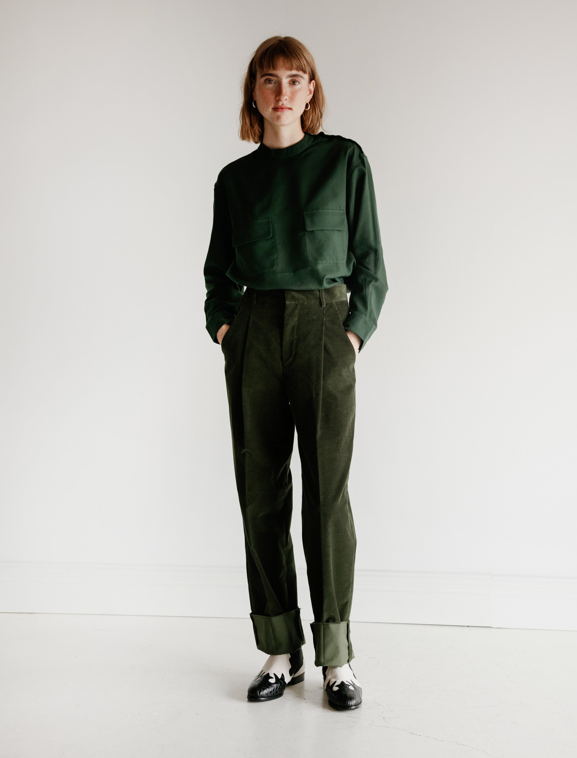 cristaseya corduroy pleated trousers | horsemoveis.com.br