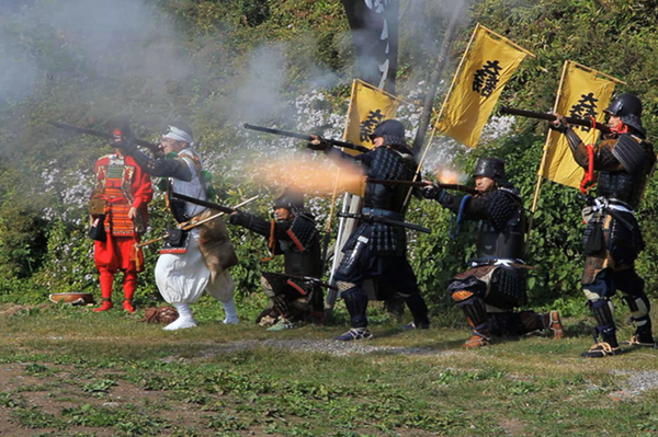 use of Tanegashima Gun (hinawajū) in war