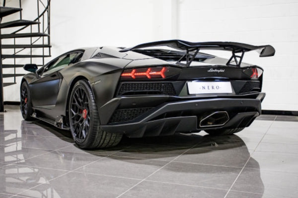 LAMBORGHINI AVENTADOR S NERO DESIGN AERO KIT –  SUPERCAR CENTRE