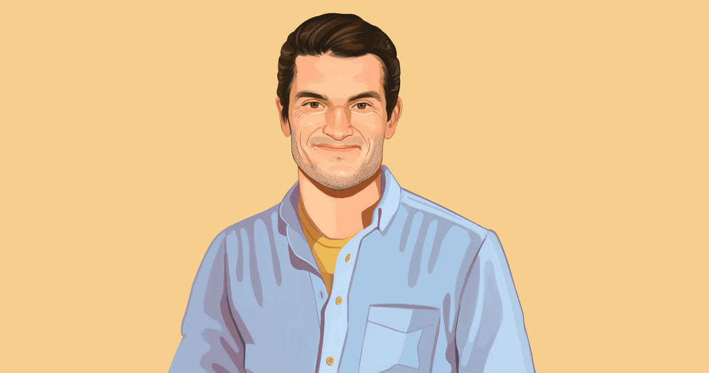 Photific创始人亚当·金特里(Adam Gentry)的肖像插图，身穿淡蓝色纽扣衬衫，站在桃色背景下。