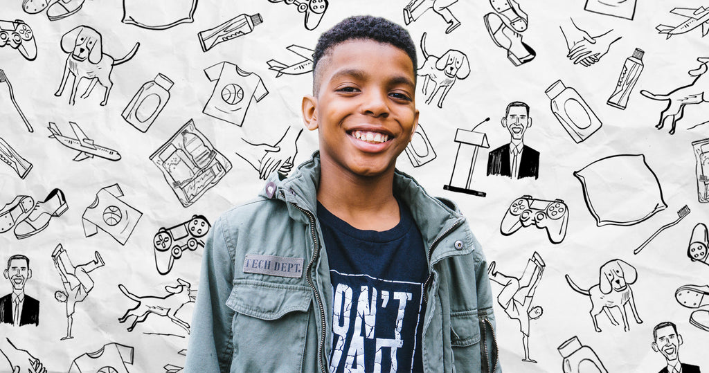 12岁的创始人Jahkil Jackson的肖像。围绕在Jahkil周围的是激发他灵感的图画、活动和他分发给无家可归者的物品。