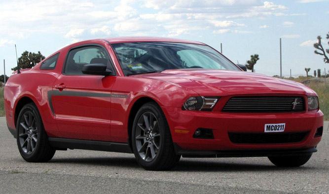 Image of a 2012 Ford Mustang in red