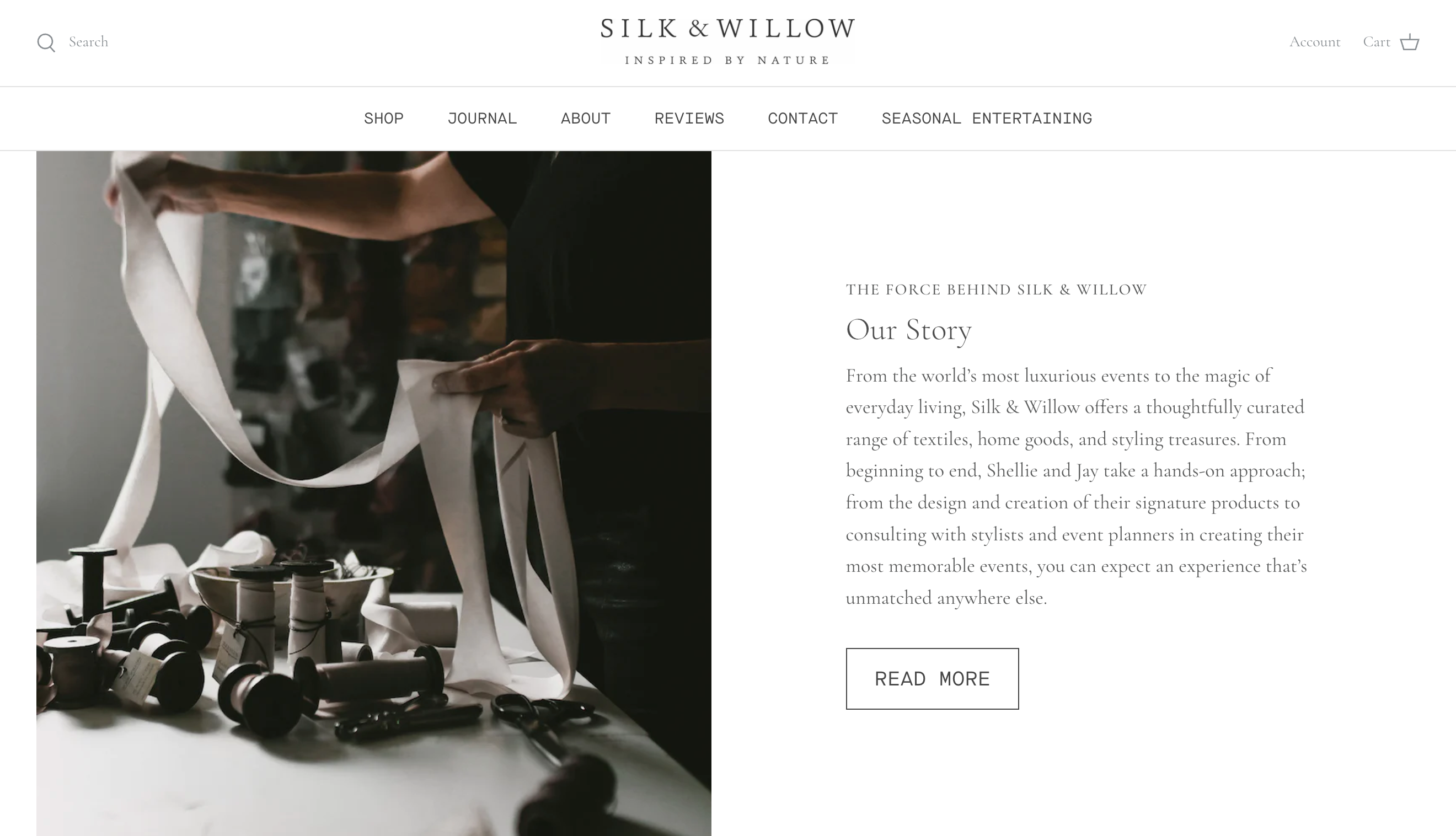 Silk & Willow的关于我们页面，一双手臂举着丝带，还有一些丝轴在工作台上