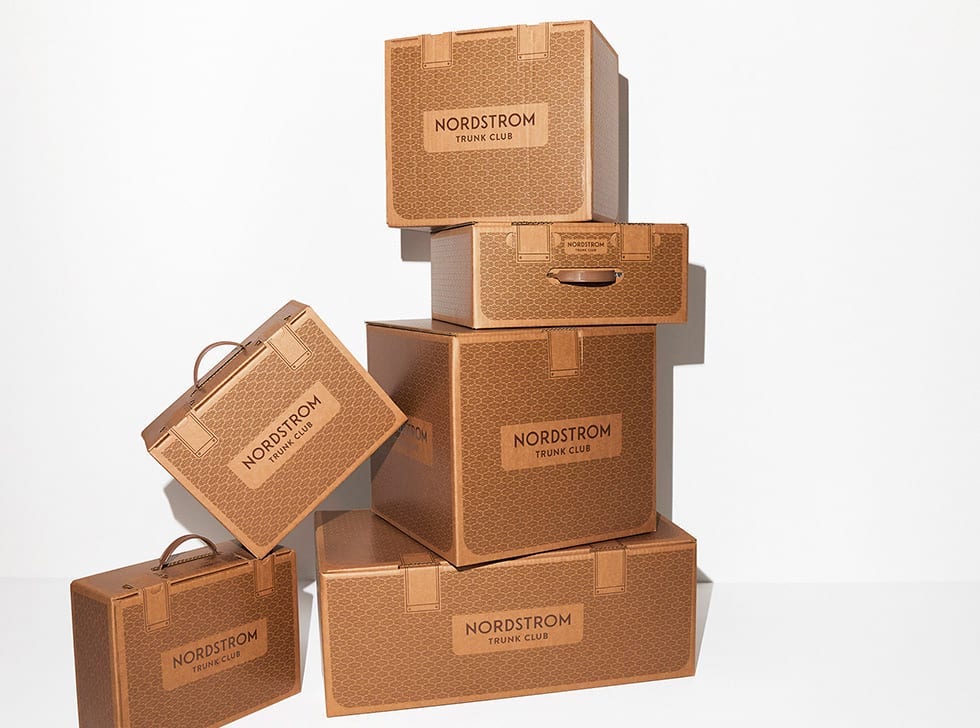 一堆 Trunk Club、Nordstrom 品牌包装盒