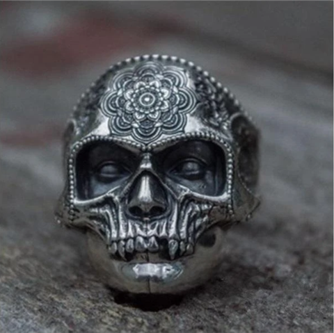 Men's sugar skull ring