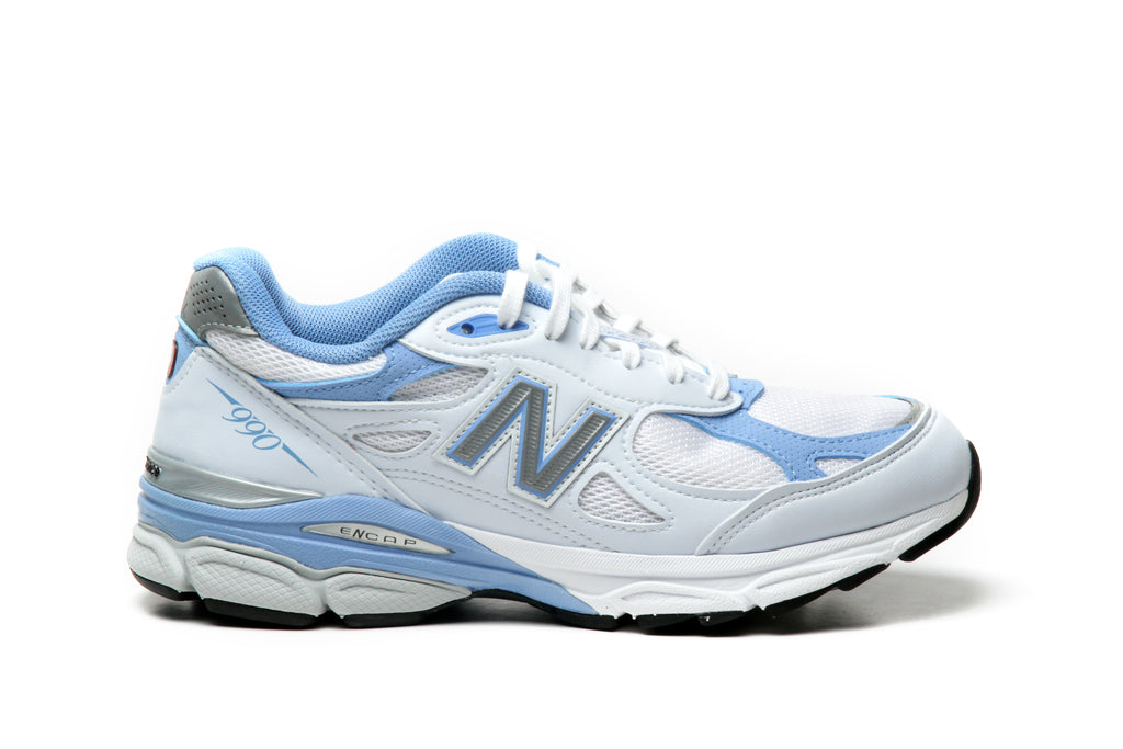 light blue new balance shoes