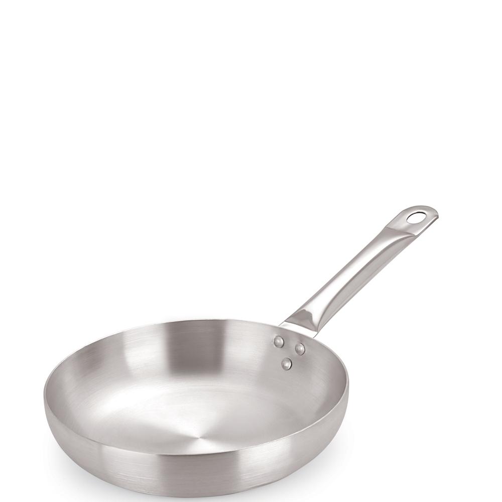 medium saute pan