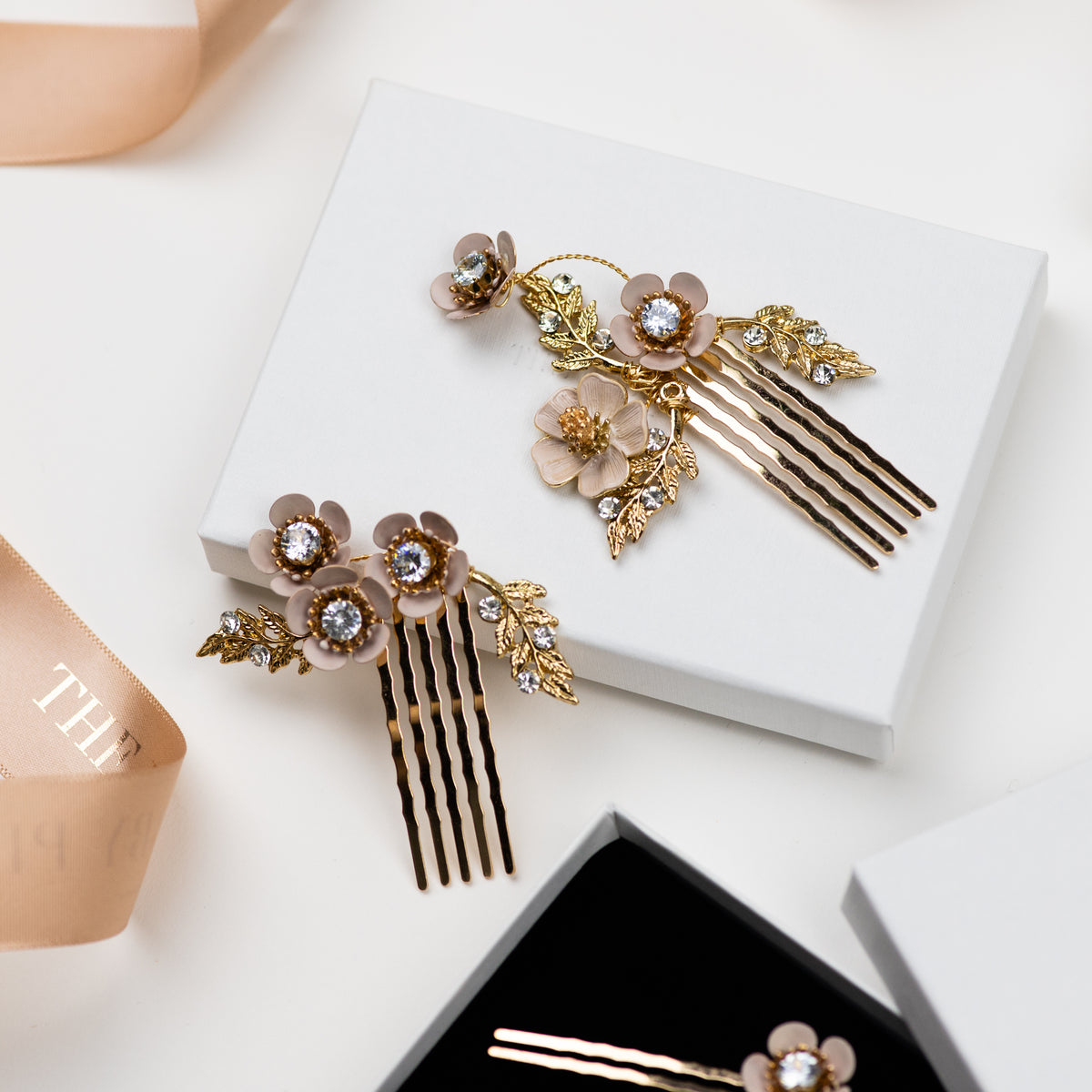 Harriet - Gold Bridal Hair Comb – The Bobby Pin