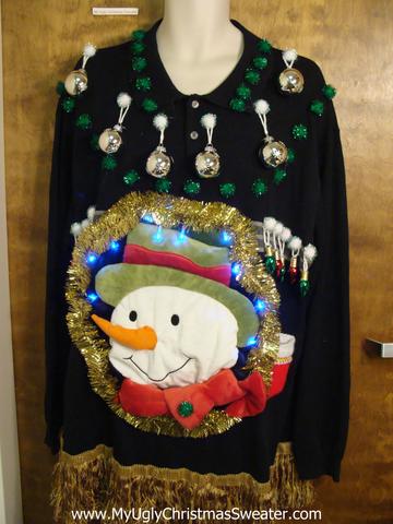 christmas-sweater-with-puffy-toilet-seat-cover
