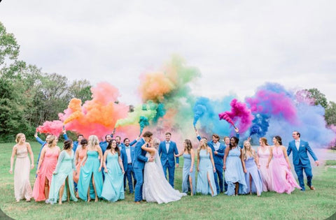 wedding photography with smoke bombs