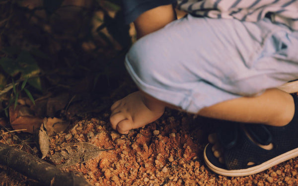 Alexey Demidov Pexels Play outside water dirt 