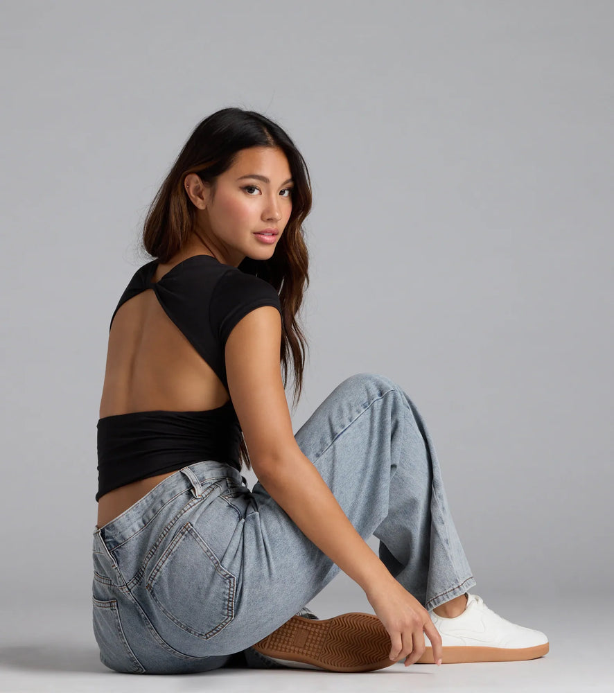 Windsor Baby Got Back Basic Crew Neck Crop T-Shirt Top in Black