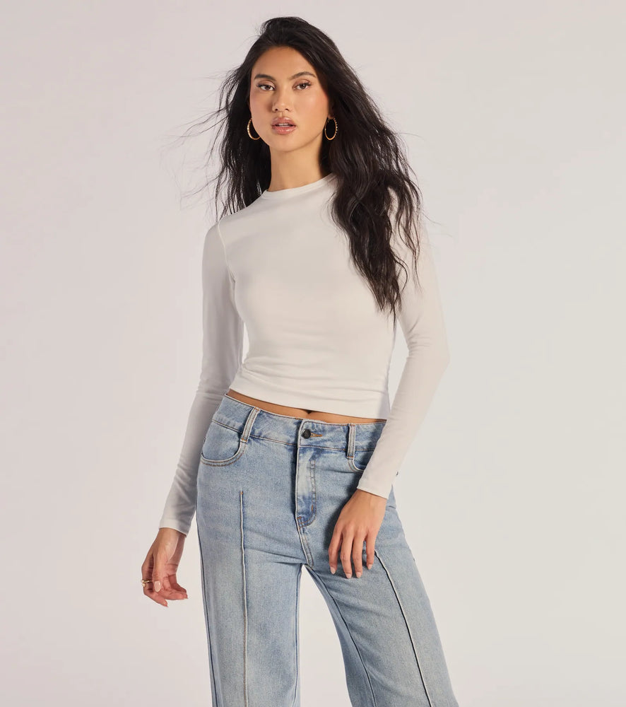 Fave Staple Knit Crew Neck Long Sleeve Top in White