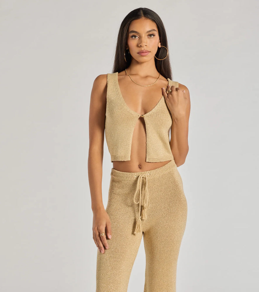 Windsor Glow Up Button-Front Cropped Vest in Gold