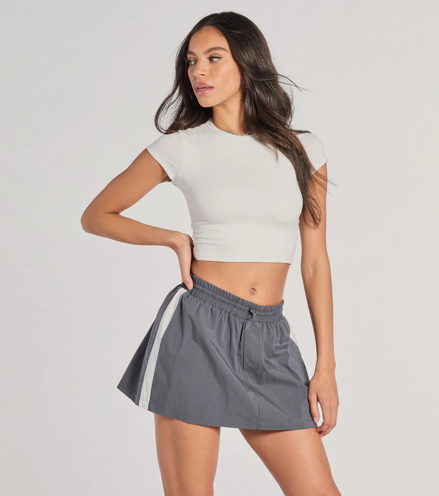 Classically Sporty High-Rise Striped Skort in Charcoal