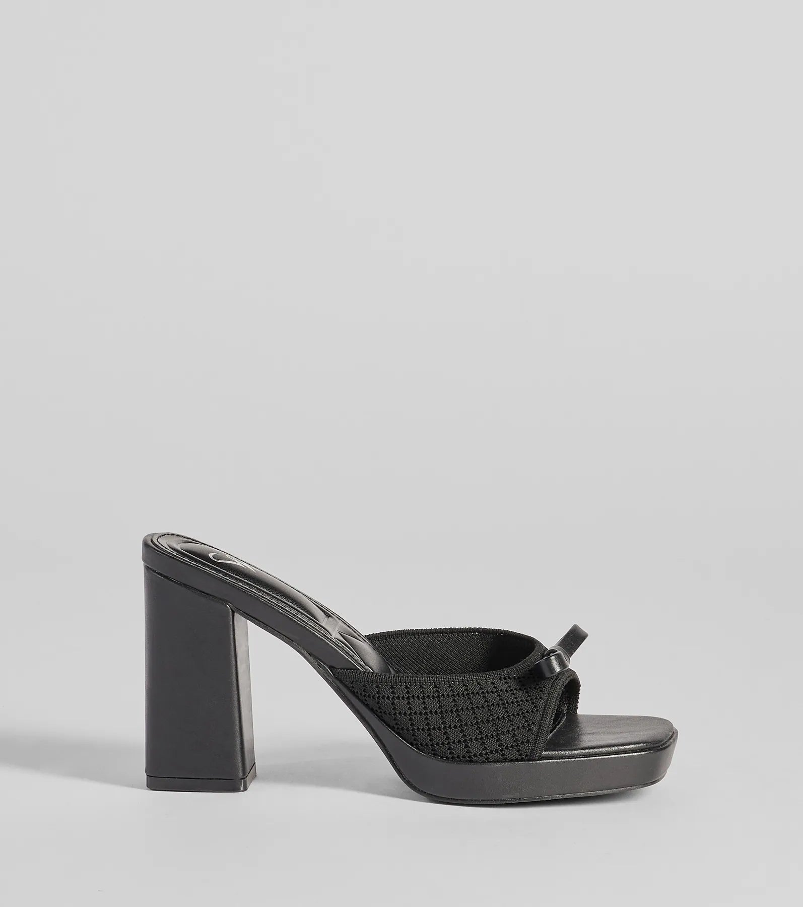 black-dress-sandals-celina.jpg