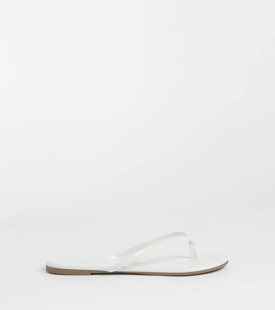 Effortless Icon Basic Thong Sandals in White