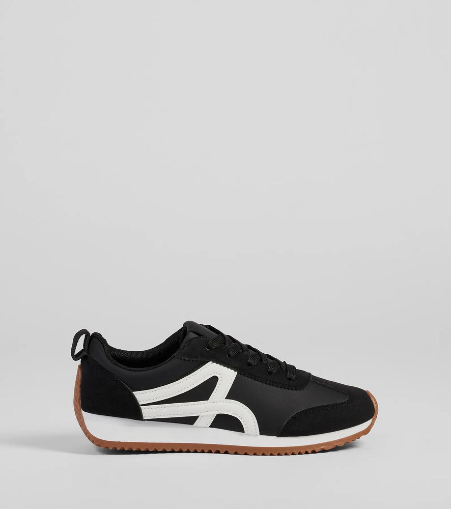 Sporty Vibes Striped Sneakers in Black