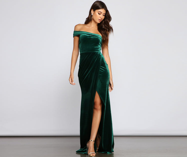 Cleo Formal One-Shoulder Velvet Dress & Windsor