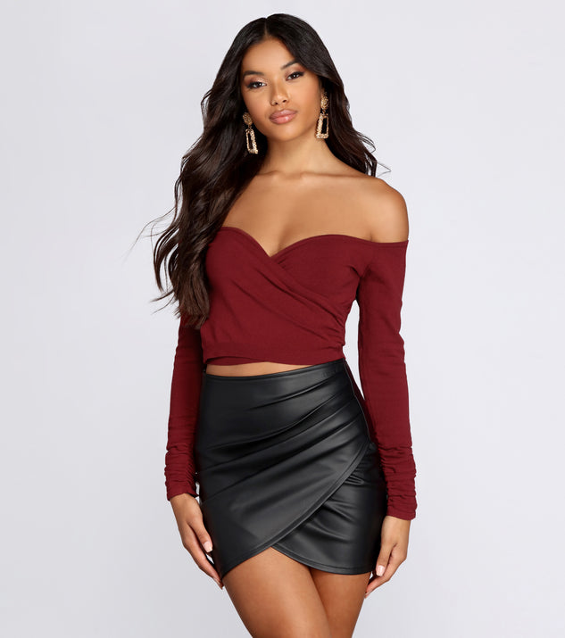 Simply Stylish Off The Shoulder Crop Top & Windsor