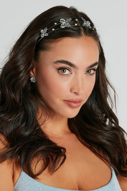 Must-Have Prom Accessories: 15 Glam Extras That Will Complete Your