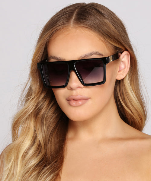 Trendsetting Diva Flat Top Sunglasses & Windsor