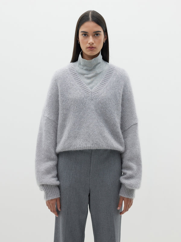 high v boxy wool cashmere knit - oatmeal