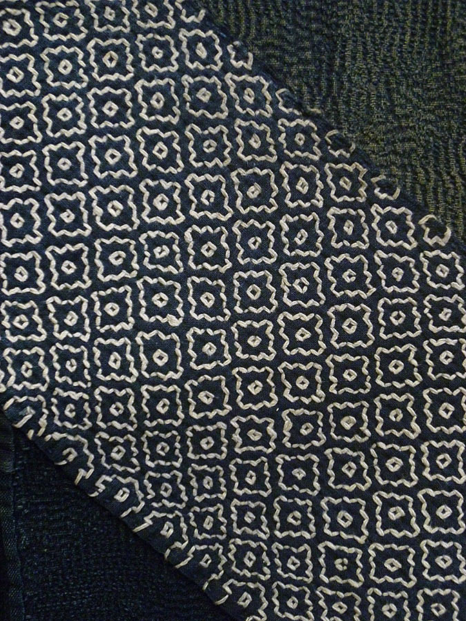 Sri | A Heavily Sashiko Stitched Shonai Sodenashi: Farm Vest