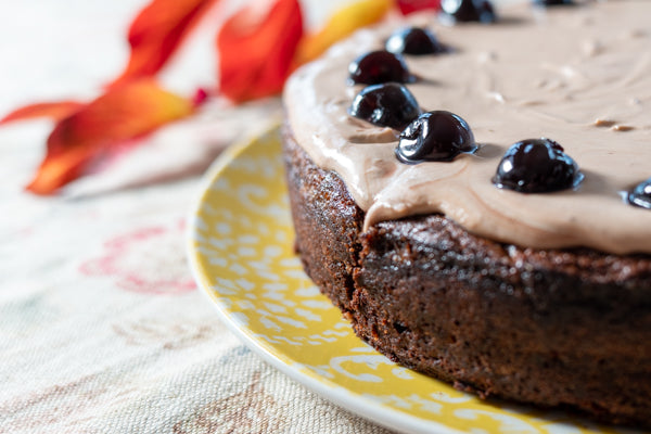 CRISPY CHOCOLATE AND HAZELNUT CAKE 