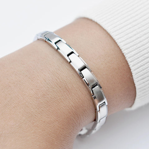 ladies titanium bracelet