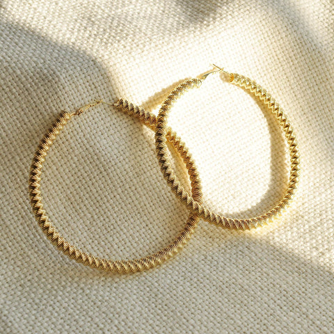 chunky gold hoop earrings