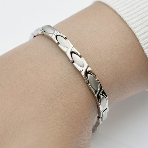 ladies titanium bracelet