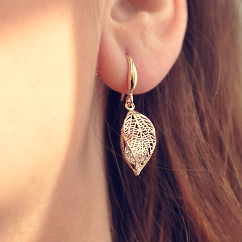 rose gold drop earrings 