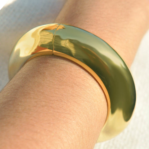 gold bangle bracelet